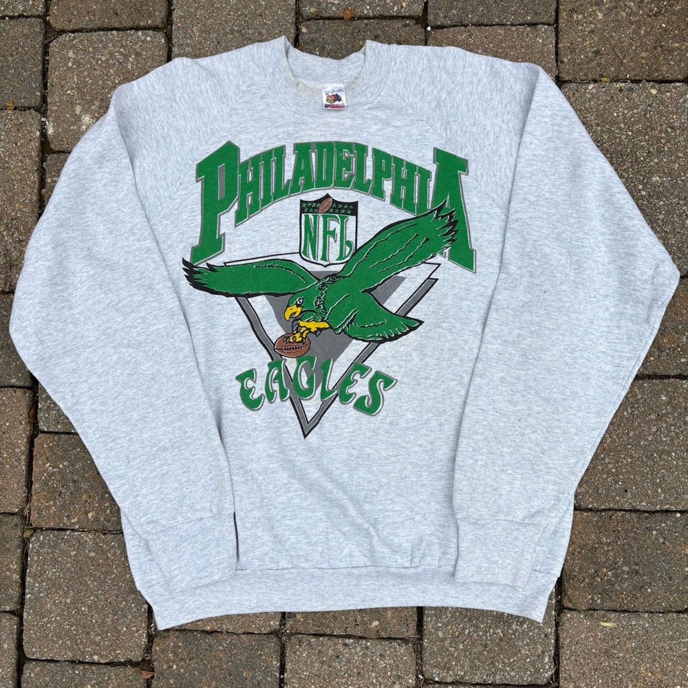 Vintage Philadelphia Eagles Crewneck Sweatshirt / 1990s / Fruit of the Loom / XL